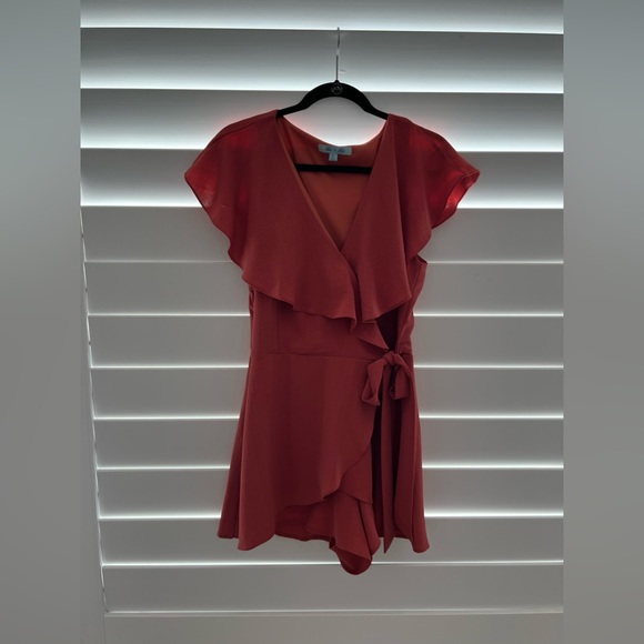 Rust Flowy Romper - Picture 2 of 4